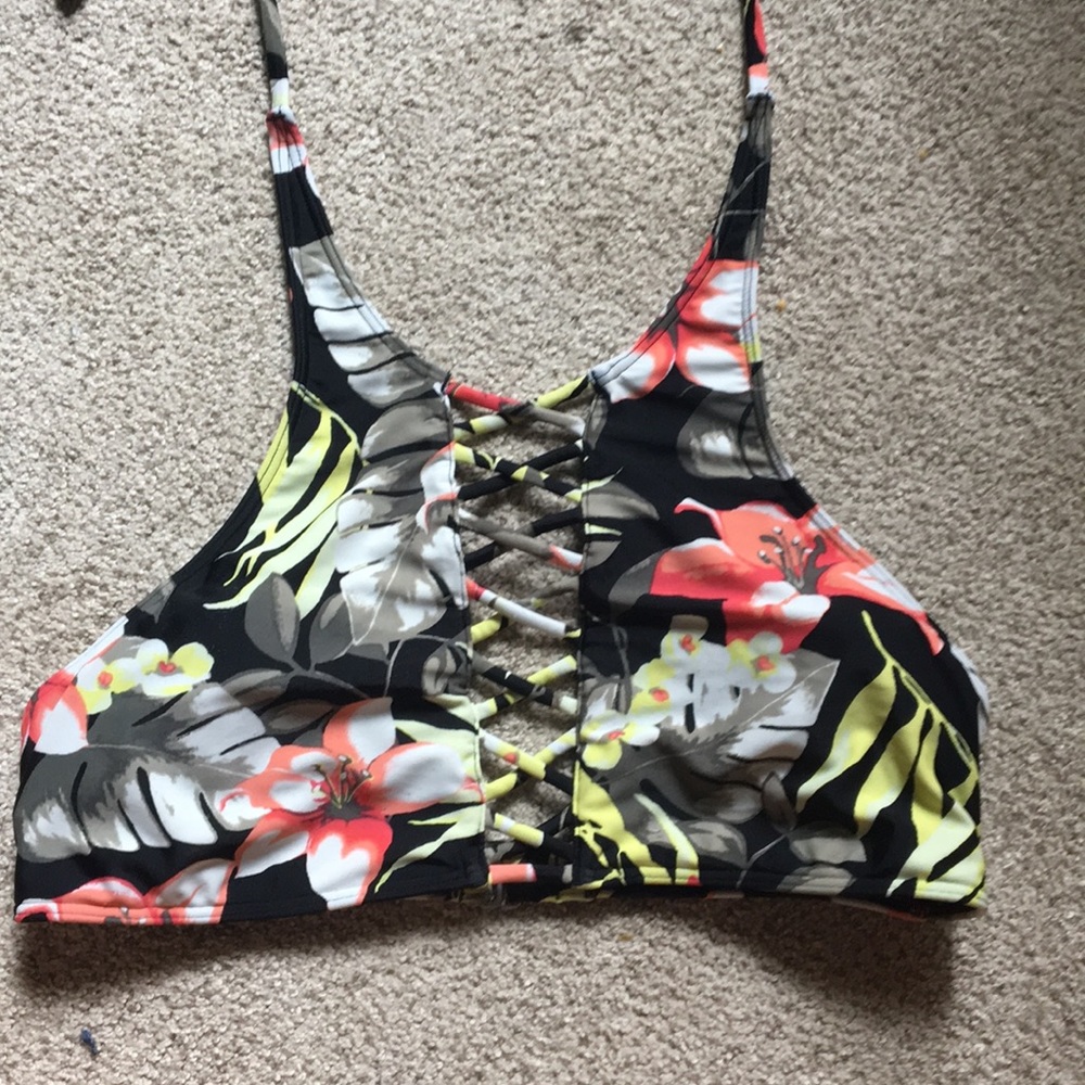 Bathing suit top